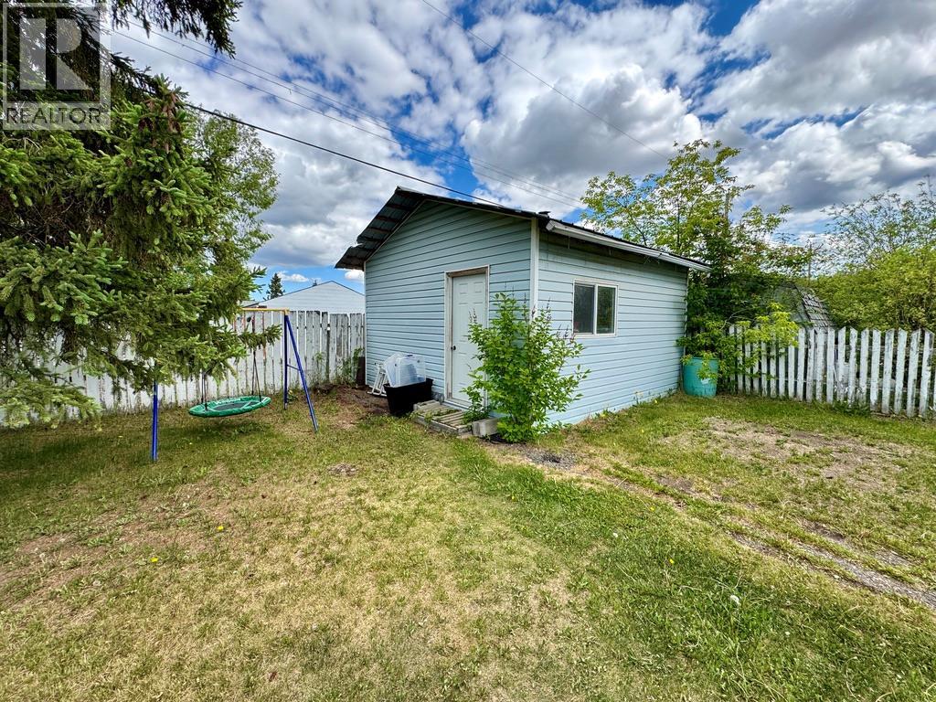 924 93 Avenue, Dawson Creek