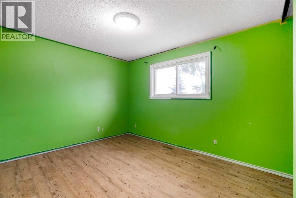 105 Simpson Way, Fort McMurray