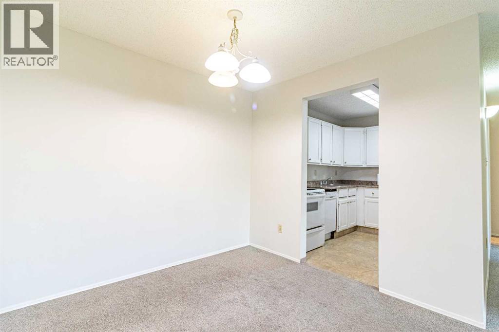 Single Family House for Sale in   Southampton Drive SW Southwood Calgary 