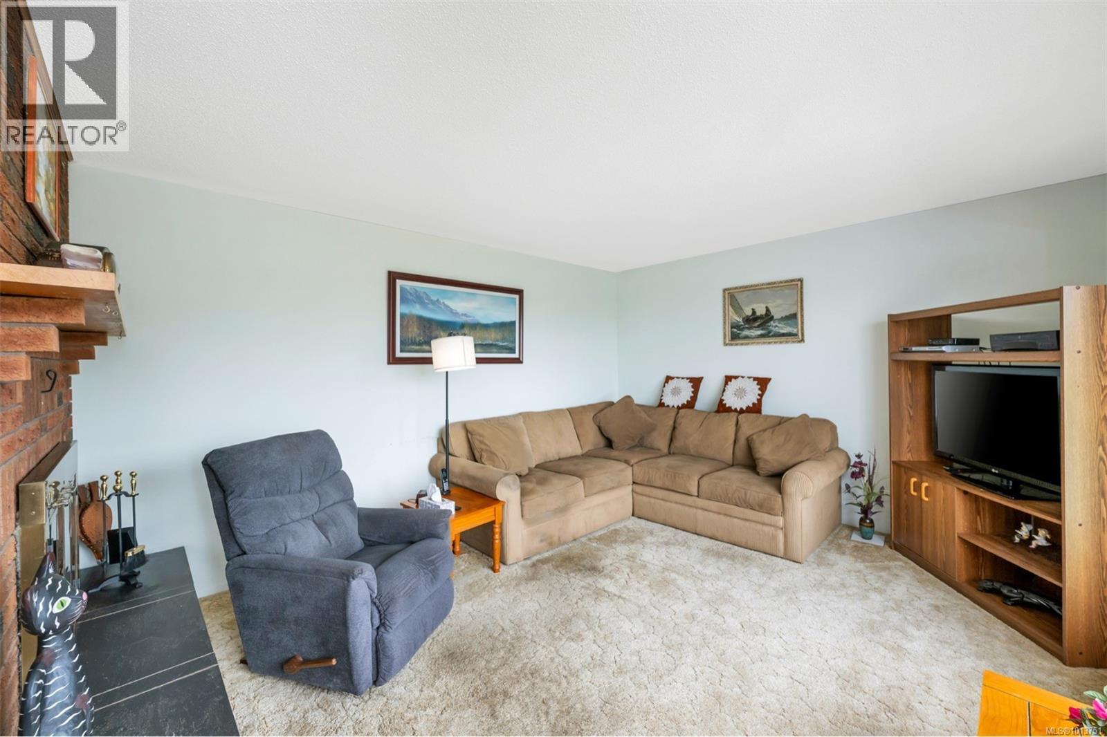1585 Freda St, Crofton