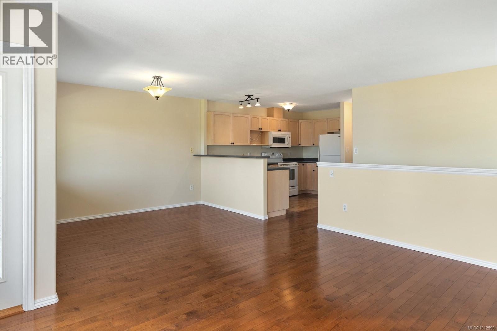10185 View St, Chemainus