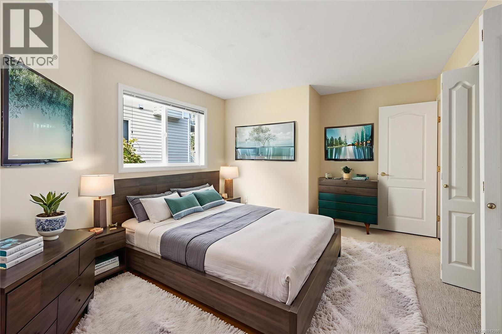 10185 View St, Chemainus