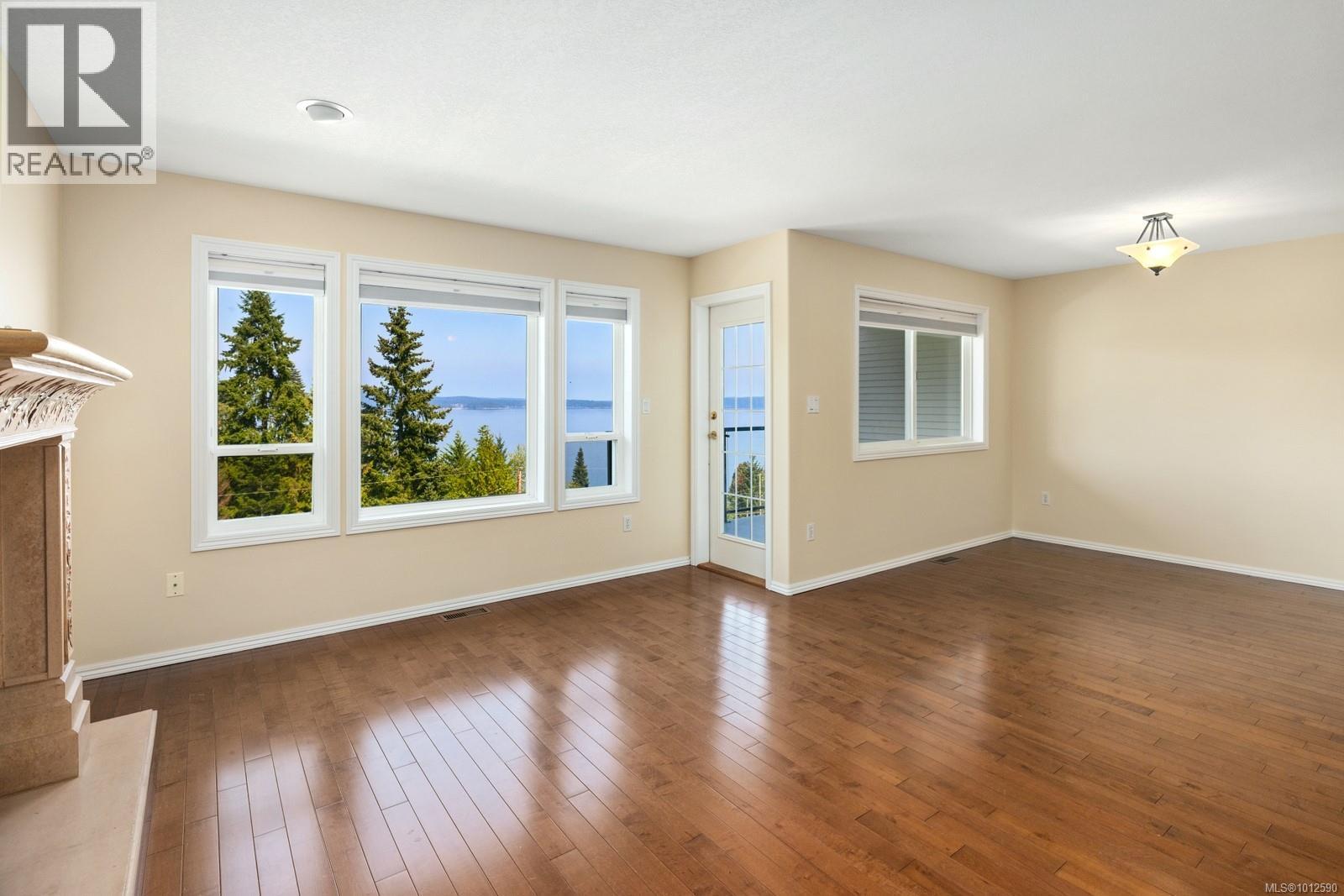 10185 View St, Chemainus