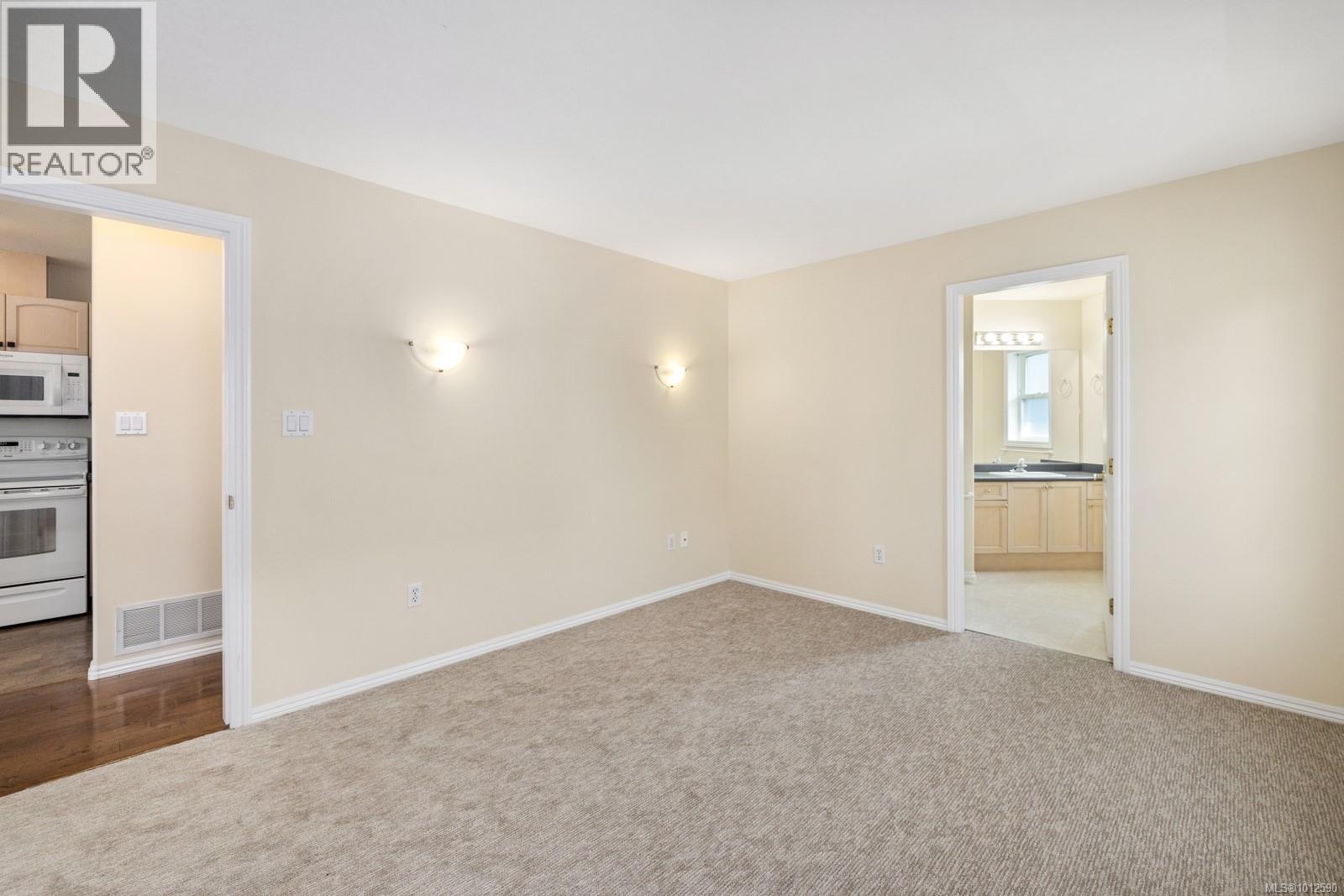 10185 View St, Chemainus