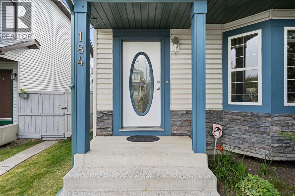 Single Family House for Sale in  Harvest Gold Circle NE Harvest Hills Calgary 