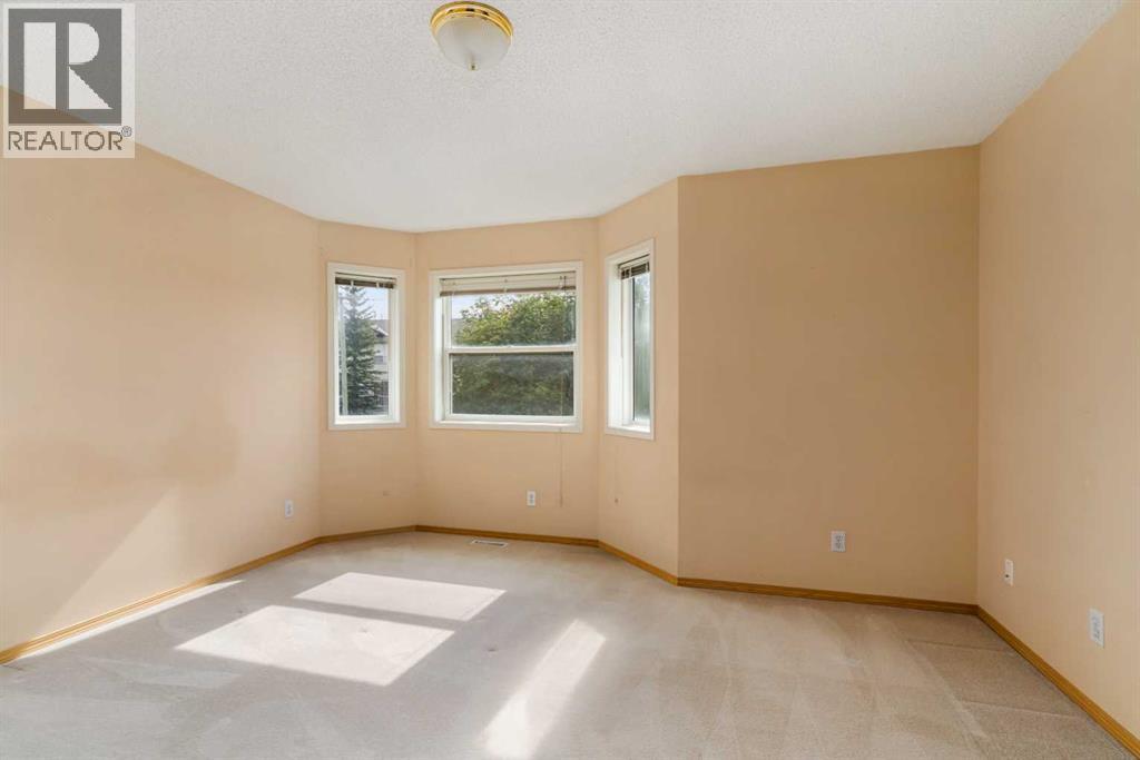Single Family House for Sale in  Harvest Gold Circle NE Harvest Hills Calgary 