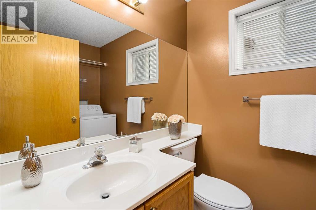Single Family House for Sale in  Harvest Gold Circle NE Harvest Hills Calgary 