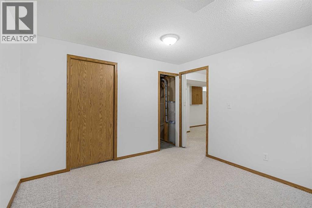 Single Family House for Sale in  Harvest Gold Circle NE Harvest Hills Calgary 