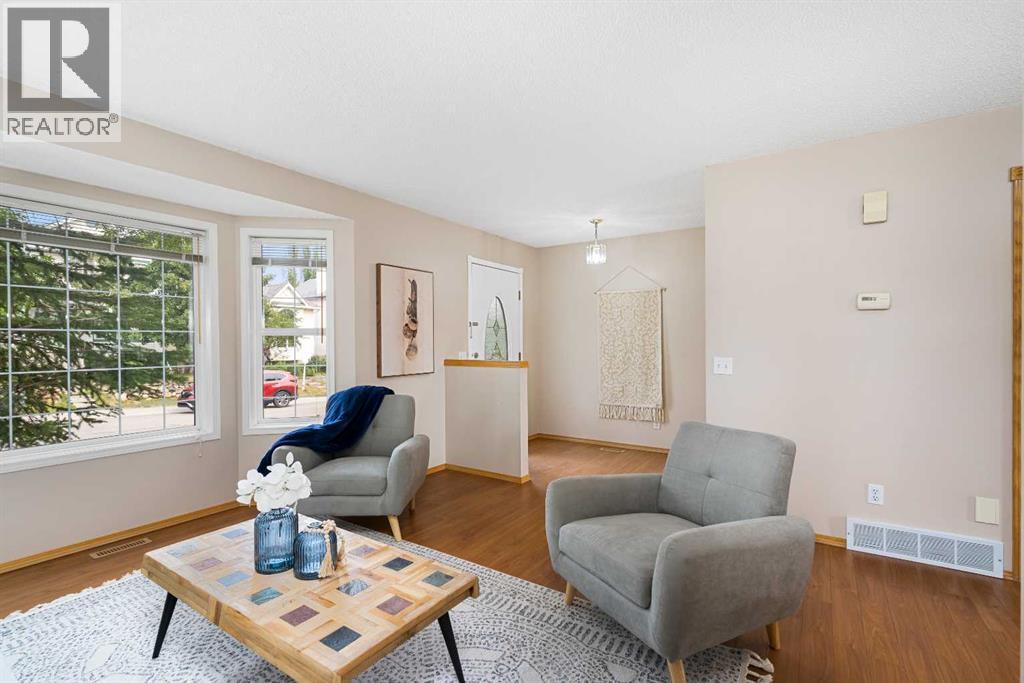 Single Family House for Sale in  Harvest Gold Circle NE Harvest Hills Calgary 