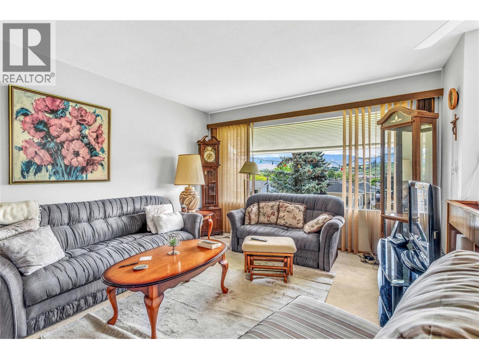  396 Moubray Road, Kelowna