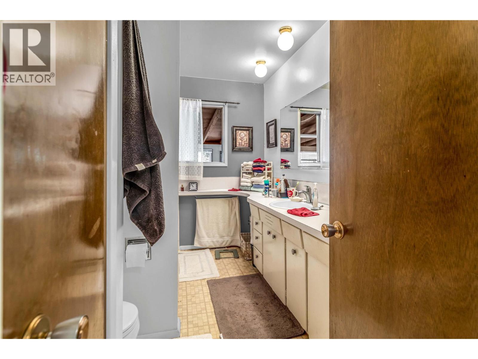  396 Moubray Road, Kelowna