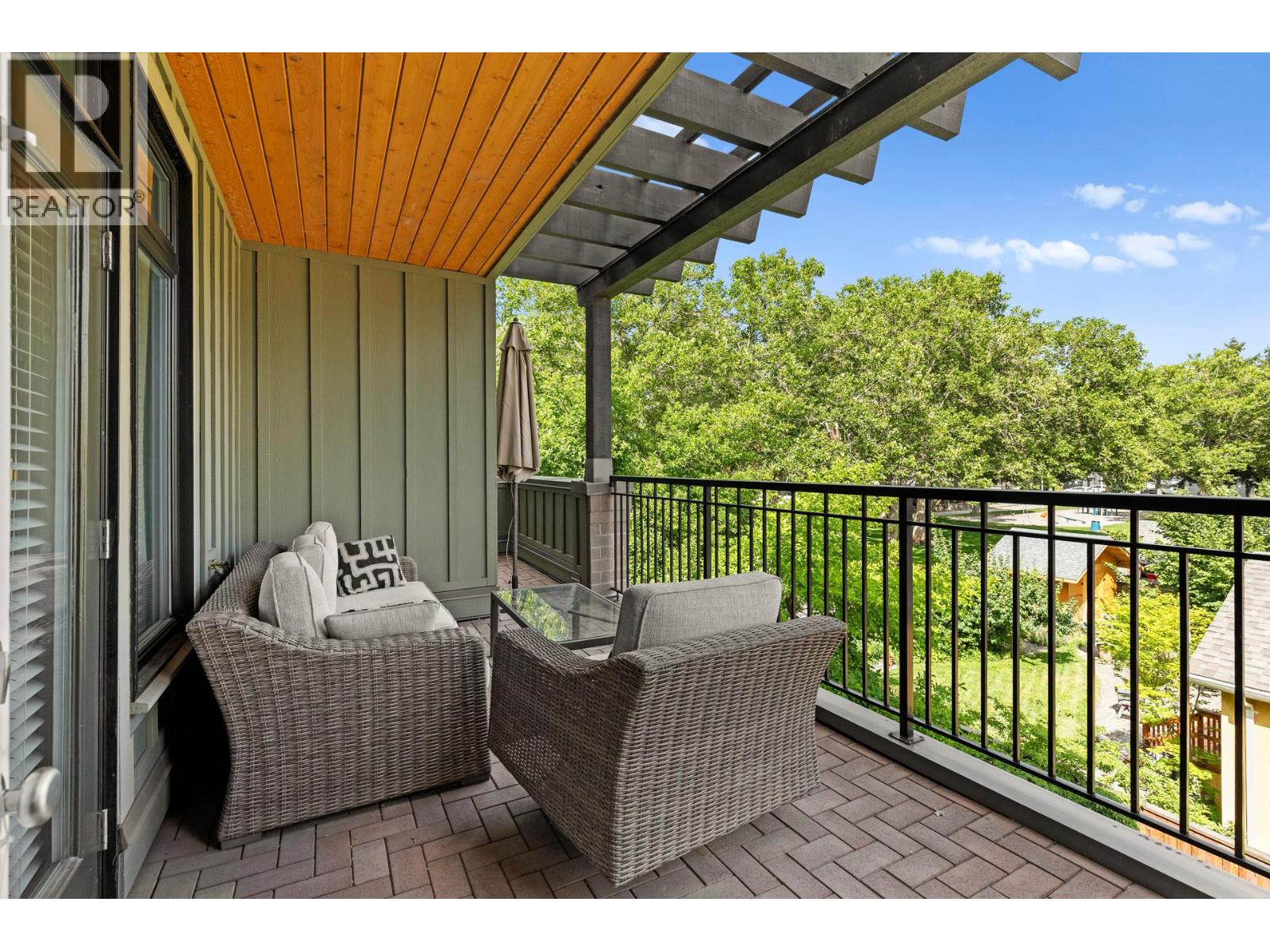 204 2901 Abbott Street, Kelowna