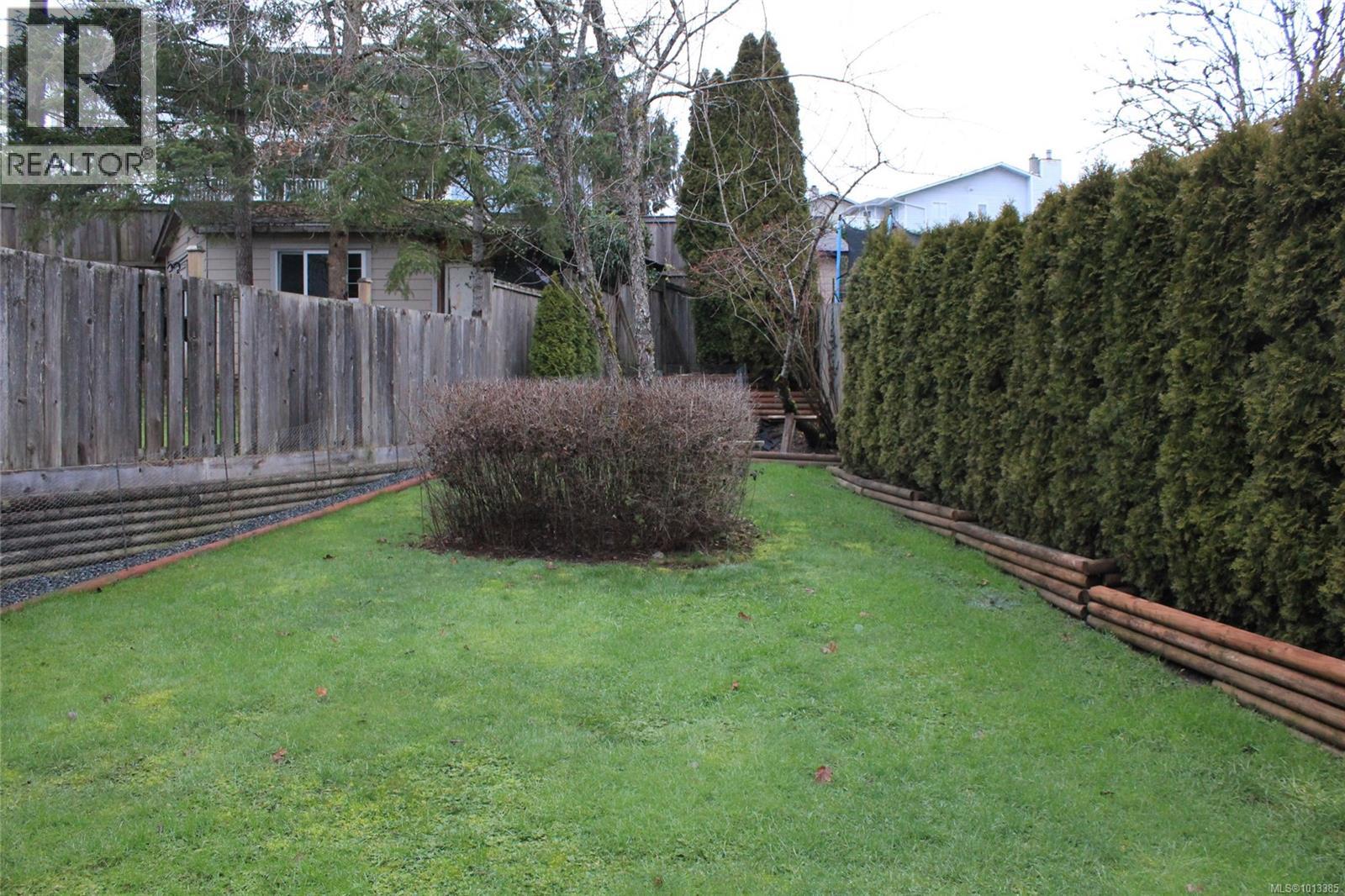 3168 Golab Pl, Duncan