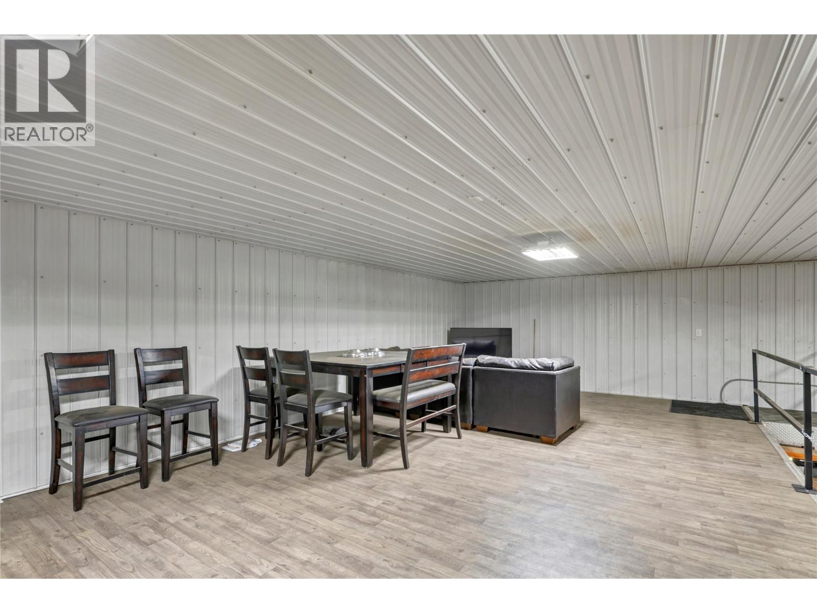  6080 Lynx Drive, Vernon