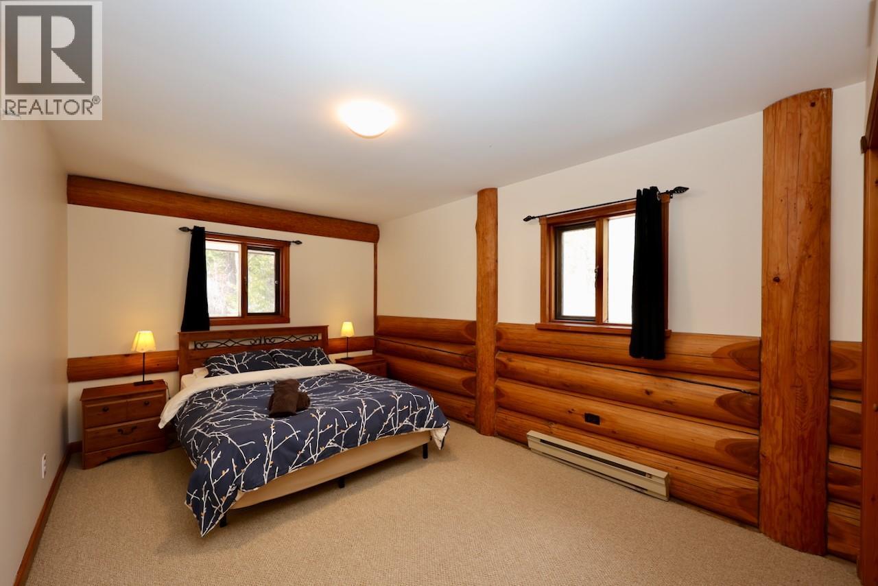 1445 BLACK BEAR DRIVE - 29