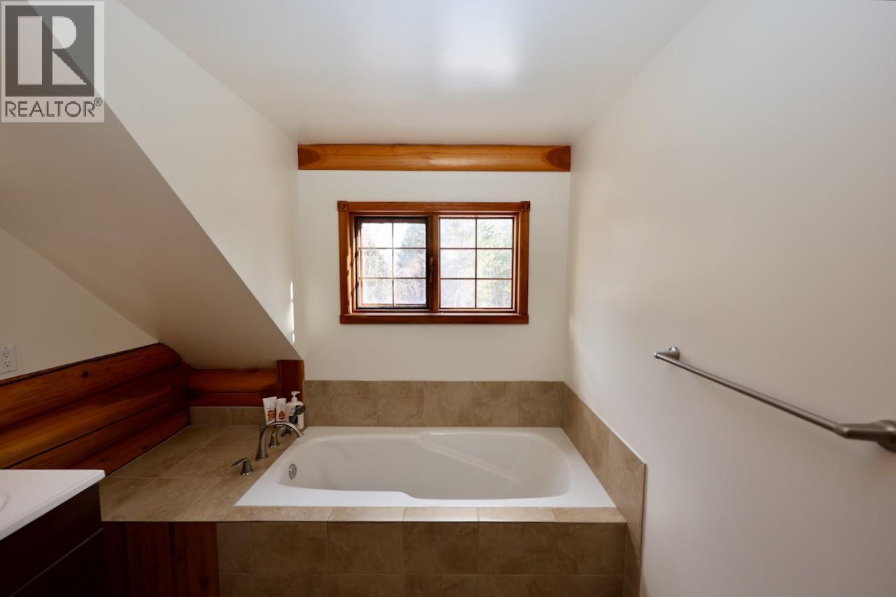 1445 BLACK BEAR DRIVE - 31