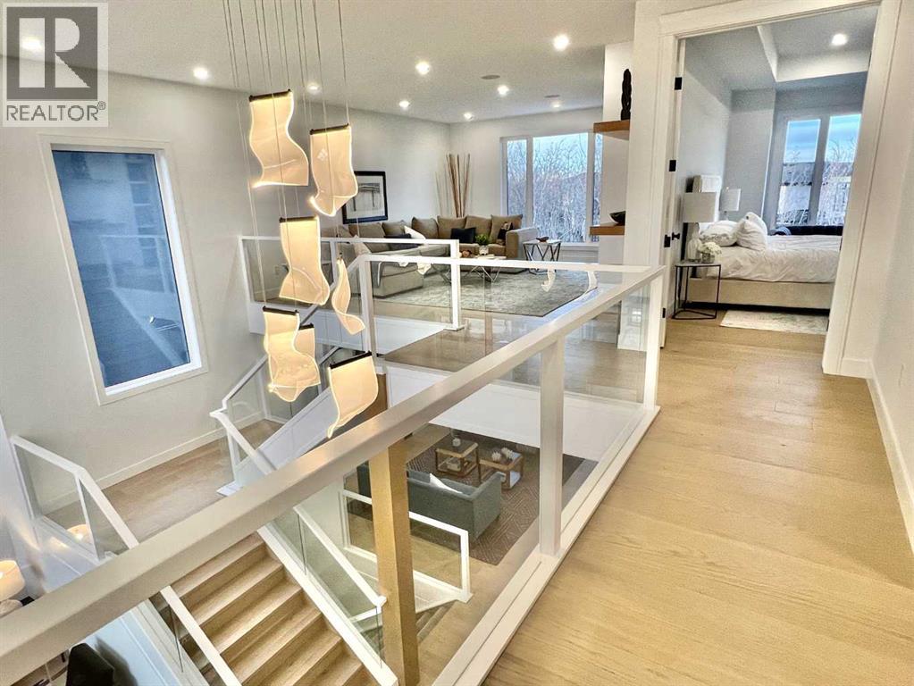 Single Family House for Sale in  Rockcliff Terrace NW Rocky Ridge Calgary 