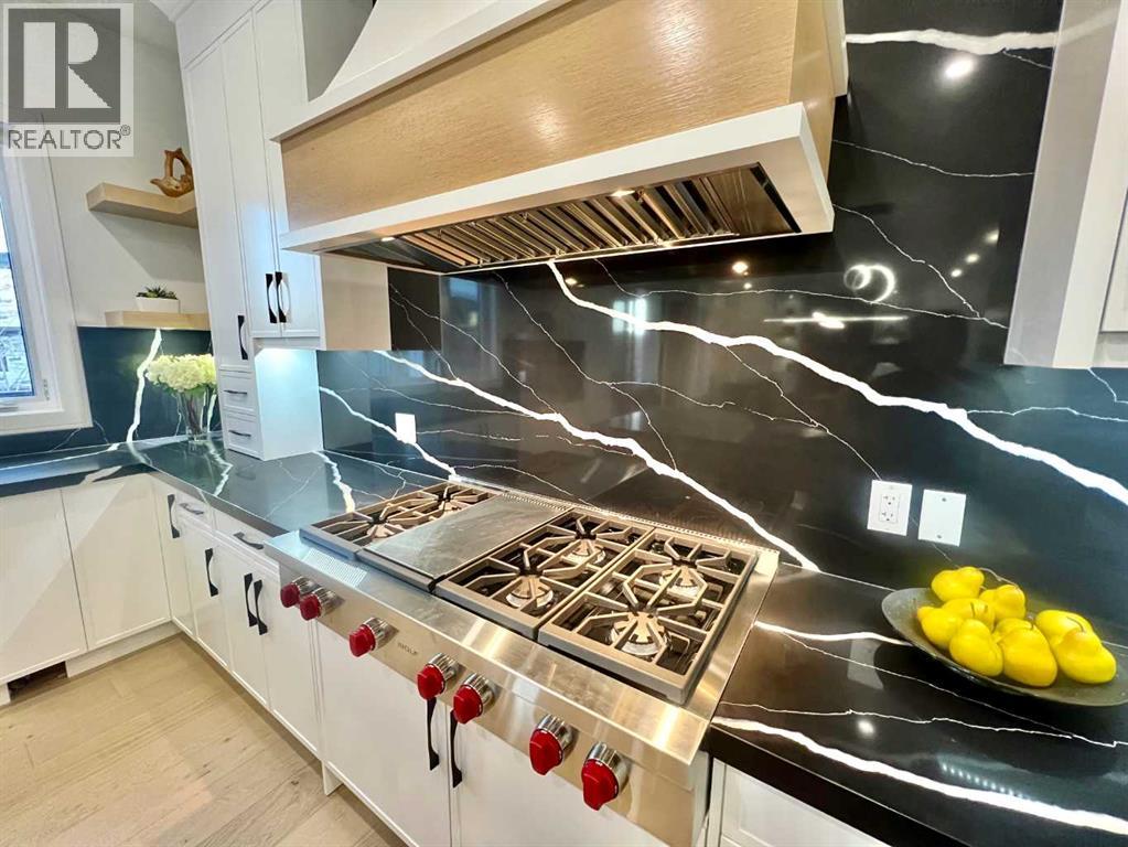 Single Family House for Sale in  Rockcliff Terrace NW Rocky Ridge Calgary 
