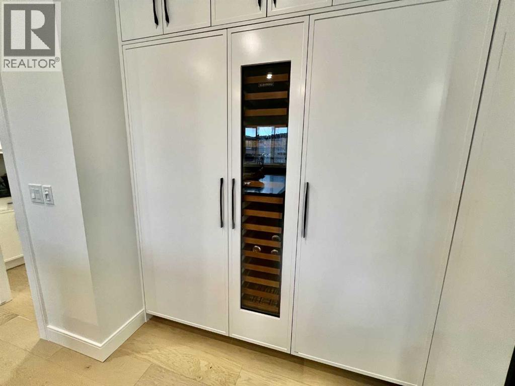 Single Family House for Sale in  Rockcliff Terrace NW Rocky Ridge Calgary 