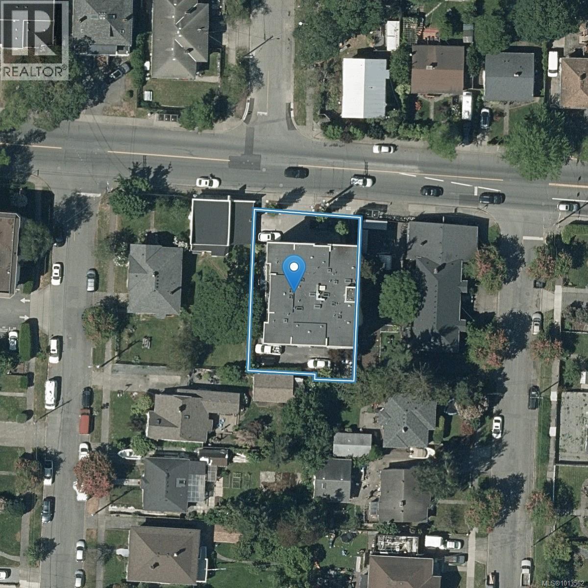 303 1615 Bay Street, Victoria