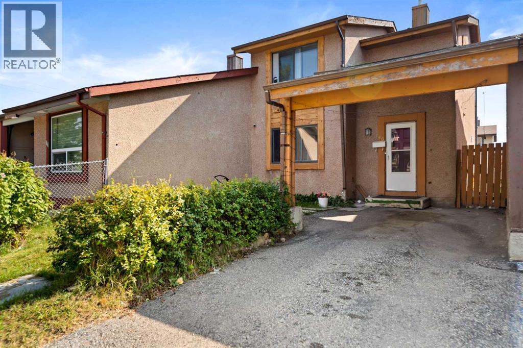 Single Family House for Sale in  Pinecliff Close NE Pineridge Calgary 