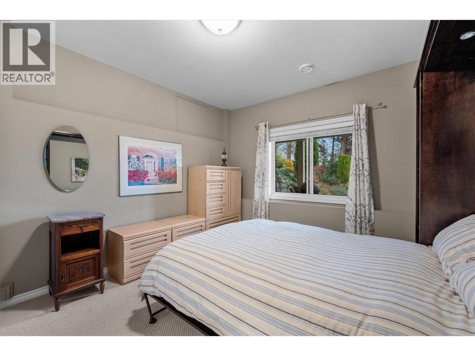  937 Skeena Court, Kelowna