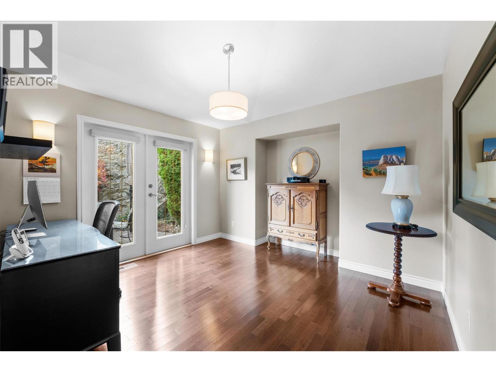  937 Skeena Court, Kelowna