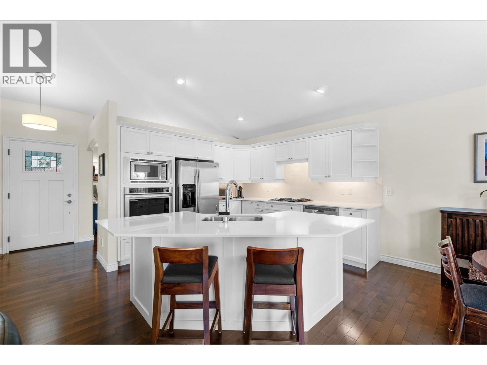  937 Skeena Court, Kelowna