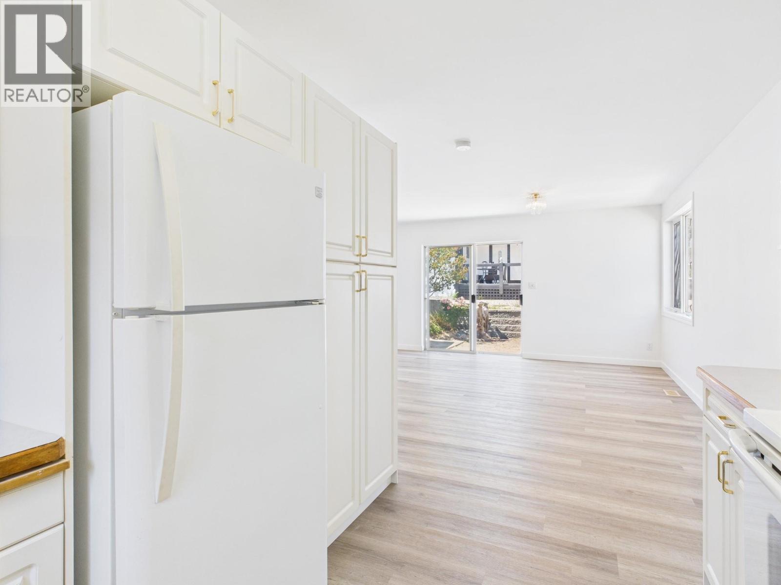 8704 74th Avenue, Osoyoos