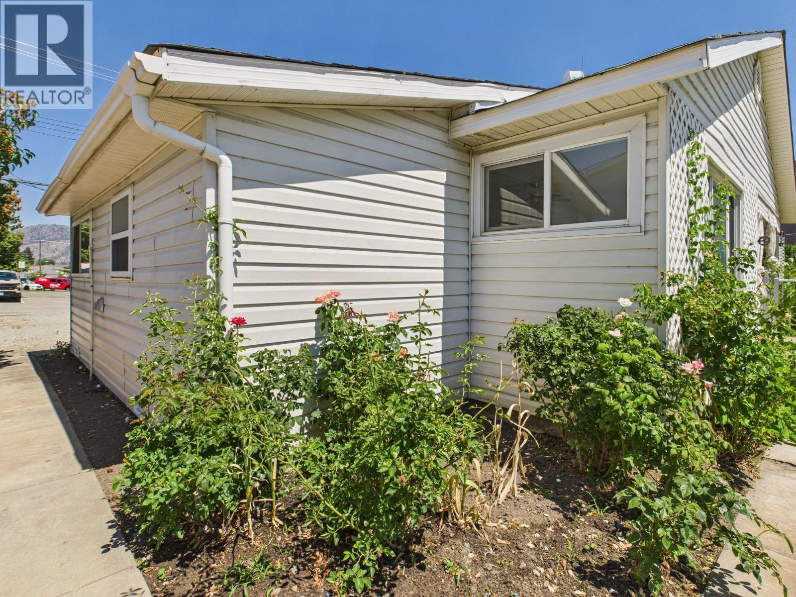 8704 74th Avenue, Osoyoos