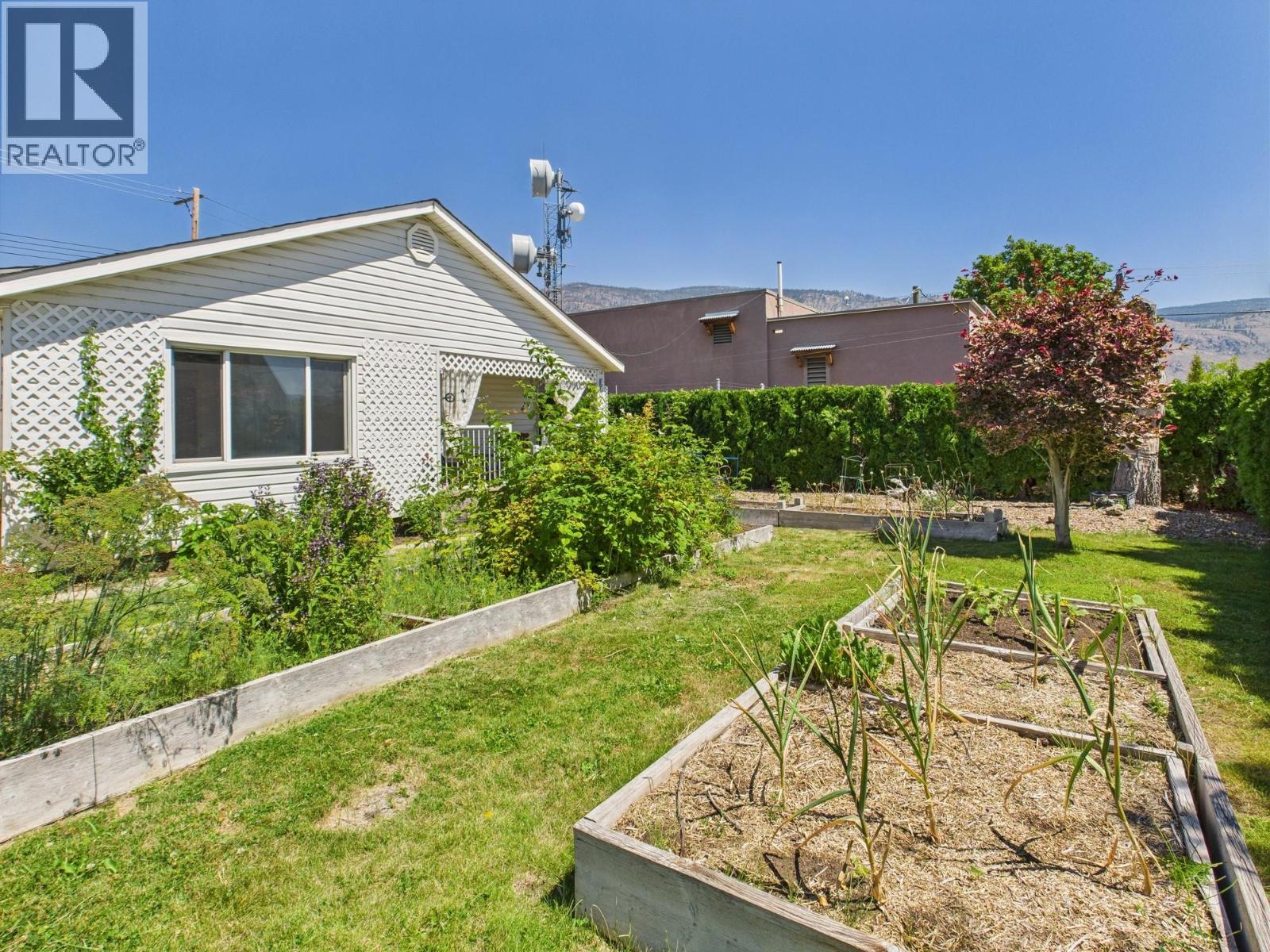 8704 74th Avenue, Osoyoos