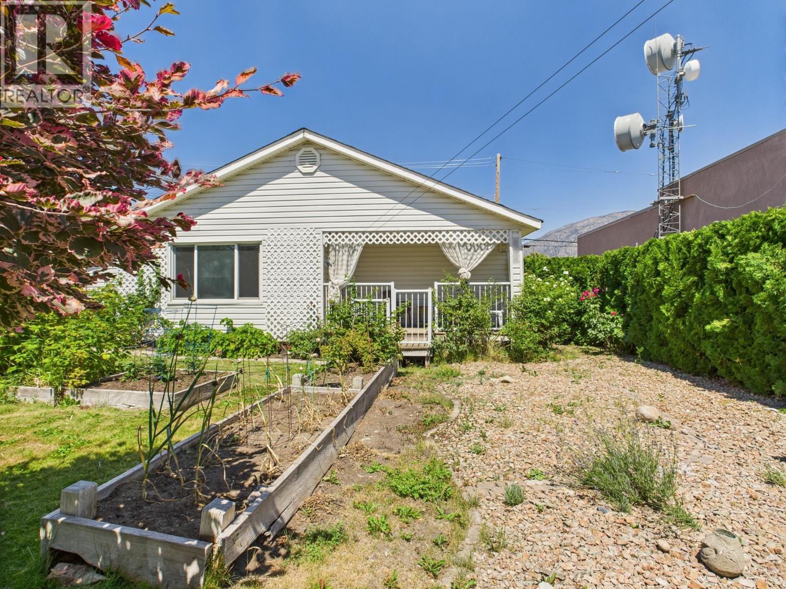 8704 74th Avenue, Osoyoos