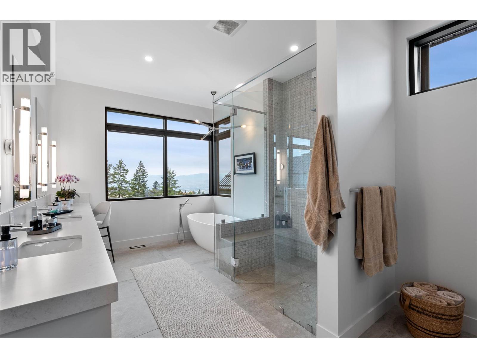 2196 Aster Court, Kamloops