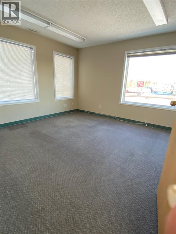 2B, 4213 42 Avenue - Photo 5 of 10, Whitecourt, Alberta