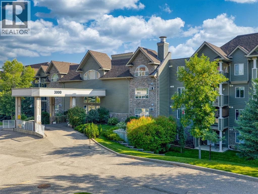 3119, 3119 Millrise Point SW, Calgary, Alberta