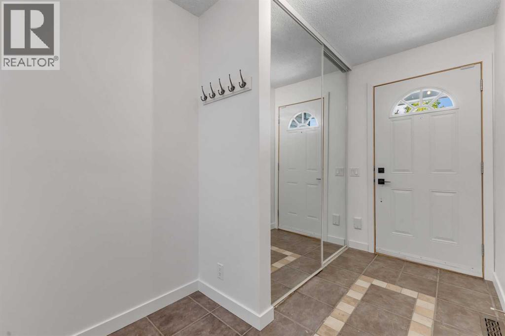 Single Family House for Sale in   Shawnessy Drive SW Shawnessy Calgary 