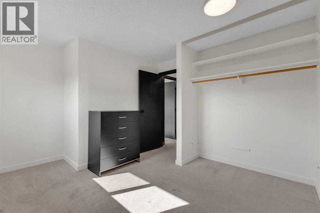Single Family House for Sale in   Shawnessy Drive SW Shawnessy Calgary 