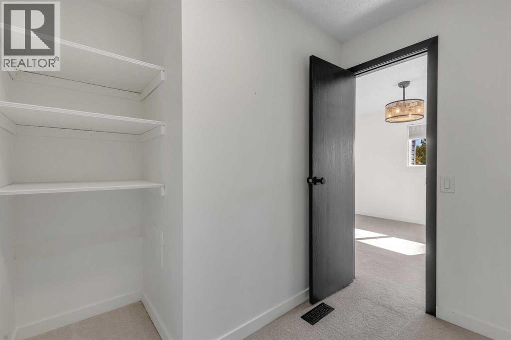 Single Family House for Sale in   Shawnessy Drive SW Shawnessy Calgary 