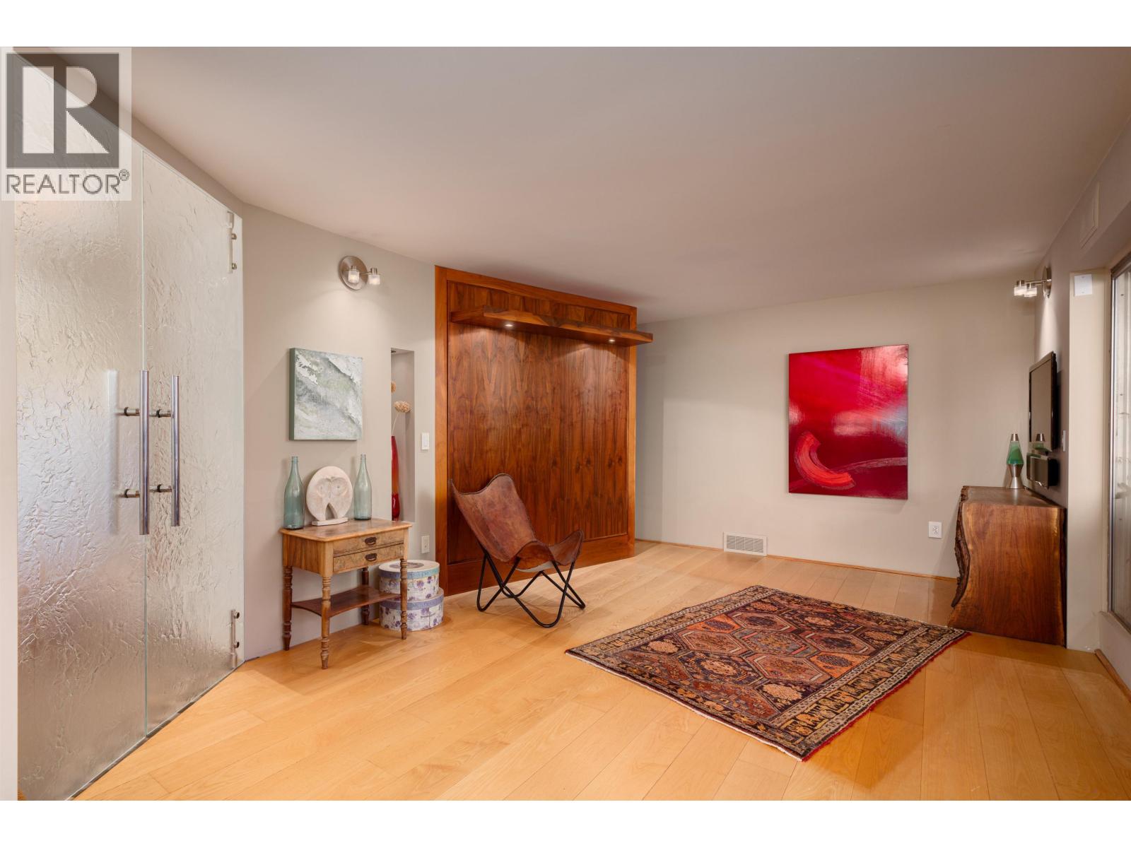 1001-02 150 24TH STREET, West Vancouver