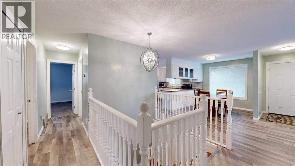 Single Family House Bungalow for Sale in   StreetClose Parkdale Stettler 