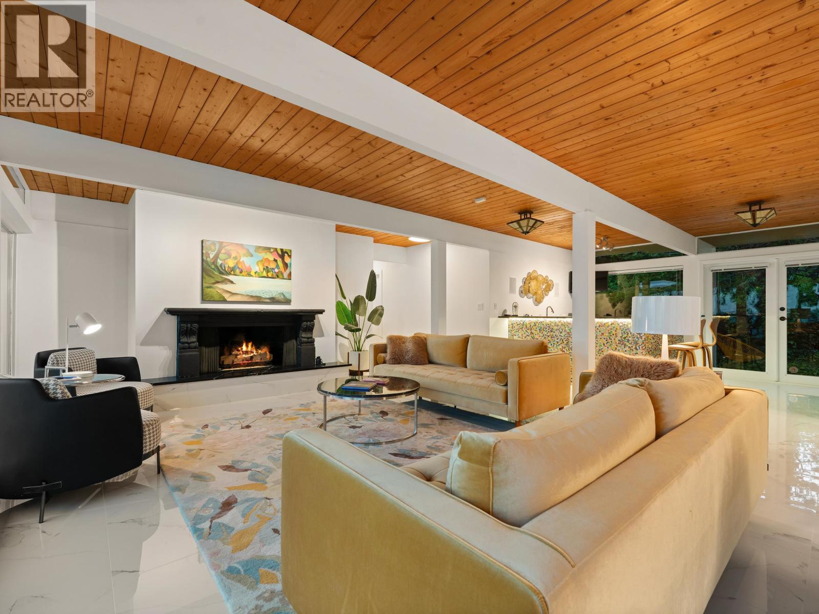 4514 WOODGREEN DRIVE, West Vancouver