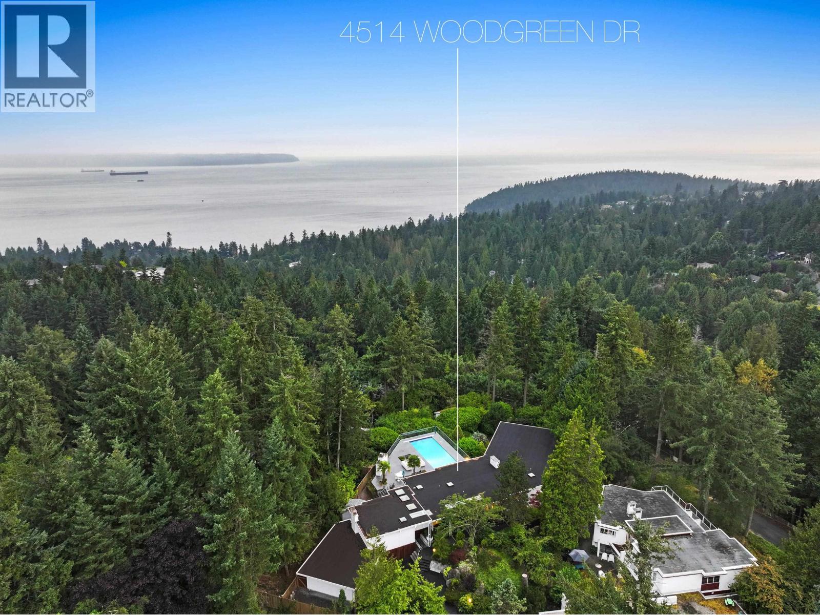 4514 WOODGREEN DRIVE, West Vancouver