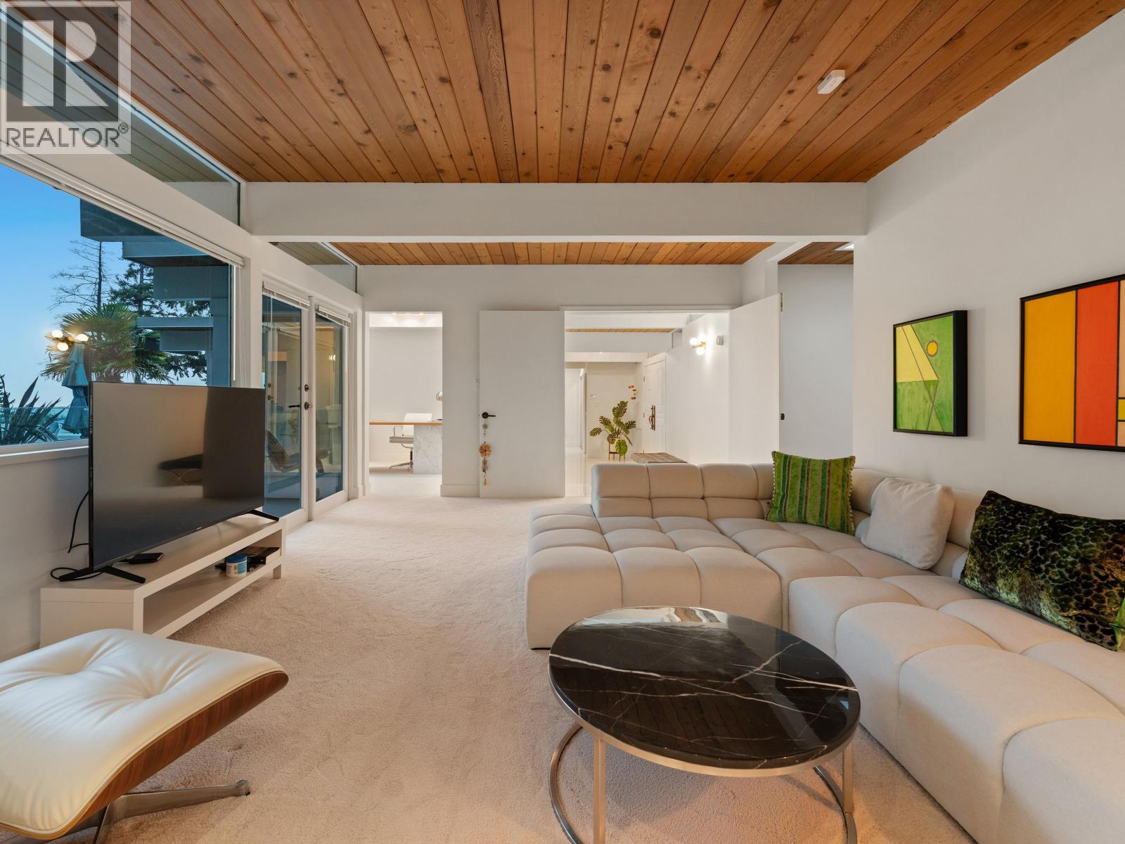 4514 WOODGREEN DRIVE, West Vancouver