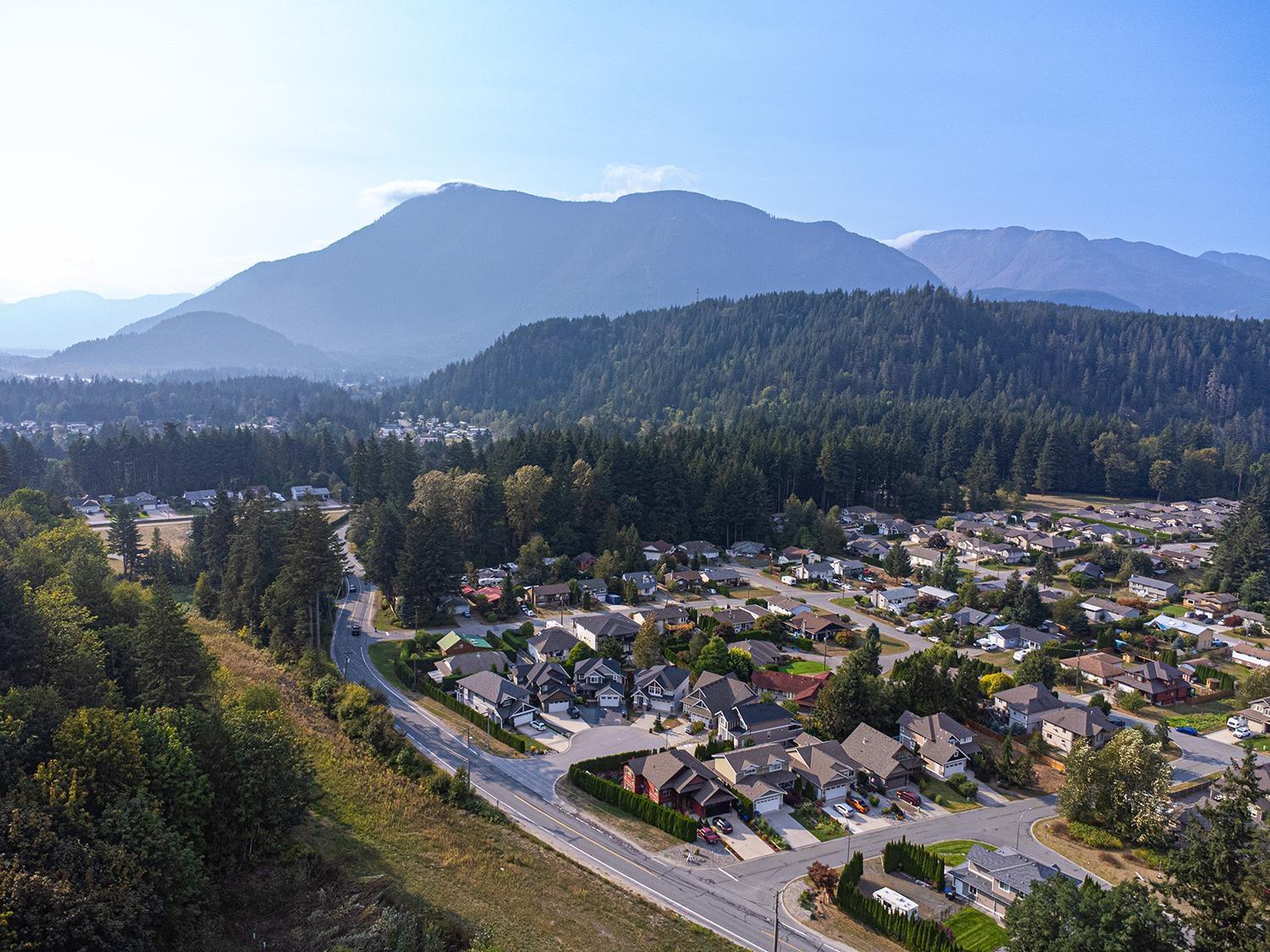 1 66026 KAWKAWA LAKE ROAD, Hope, Hope