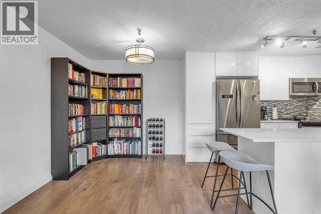 Single Family House for Sale in    Avenue SW Cliff Bungalow Calgary 