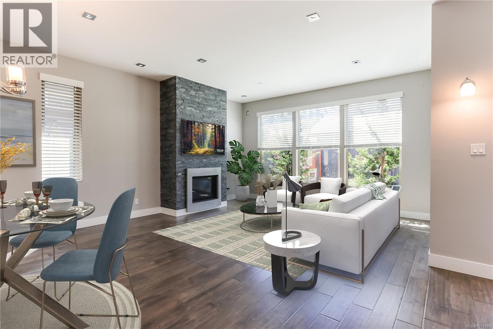 738 West Ridge Way, Qualicum Beach