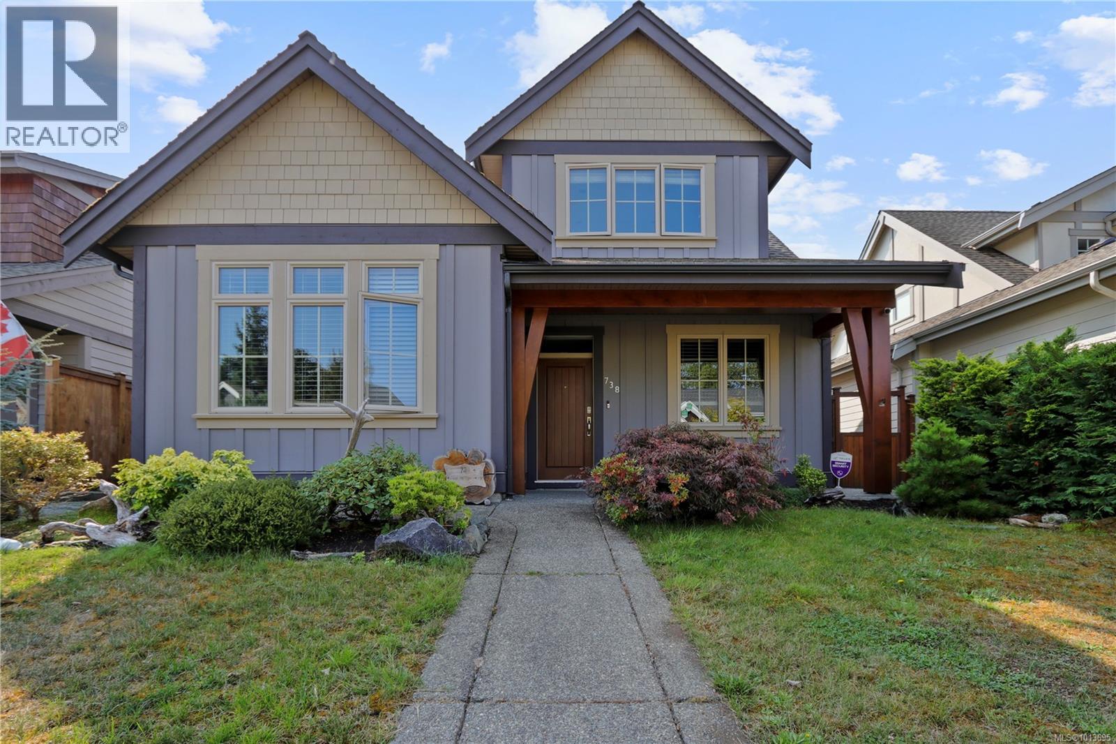 738 West Ridge Way, Qualicum Beach