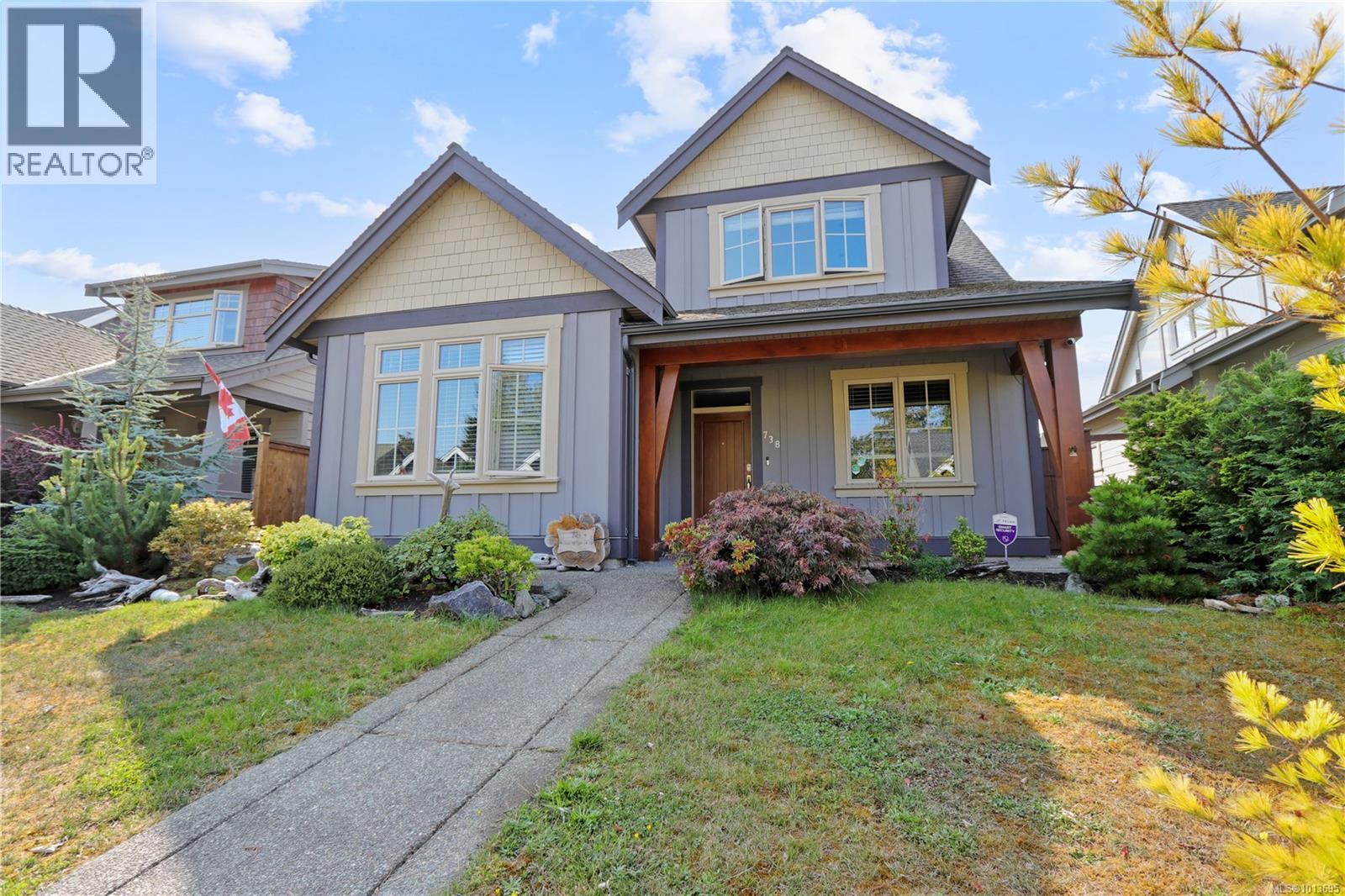 738 West Ridge Way, Qualicum Beach