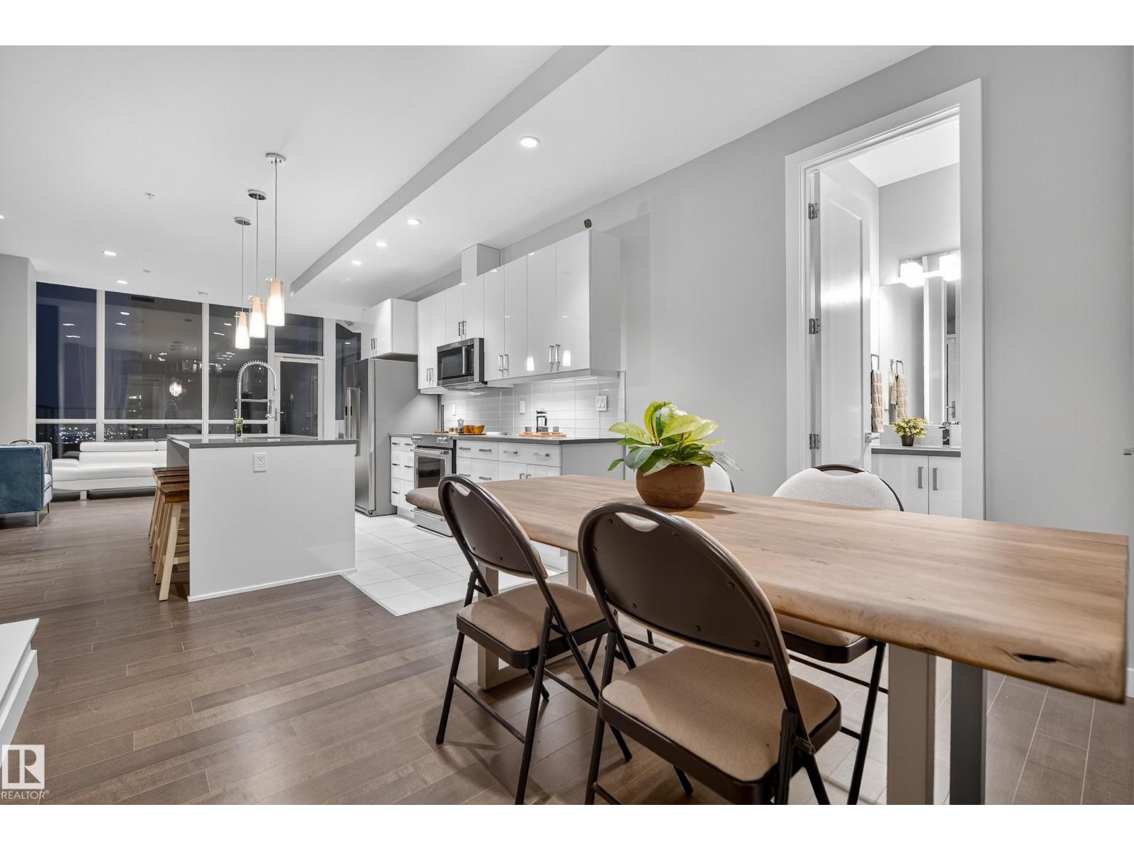 #2901 10238 103 ST NW, Edmonton