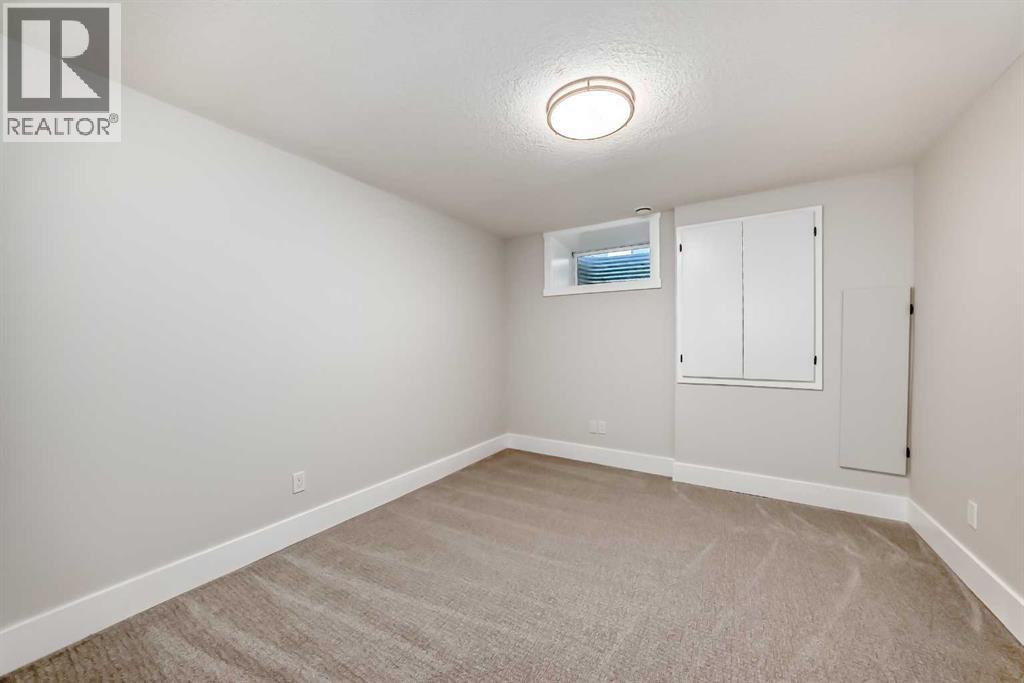 Single Family House Bungalow for Sale in  Lake Wapta Rise SE Lake Bonavista Calgary 
